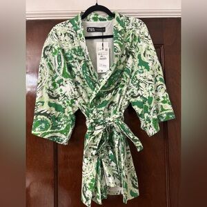 Zara Green and White Abstract Kimono Top Wrap